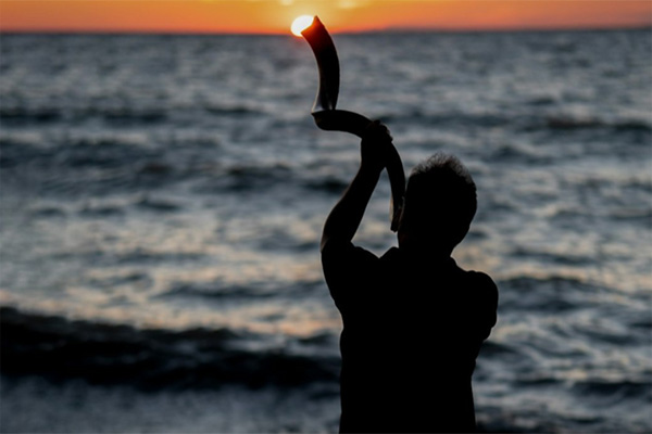 Shofar Blowing Workshop